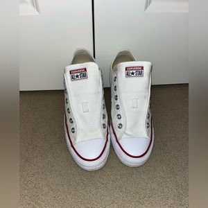 Converse all star sneakers (white) men’s size: 7 women’s size: 9